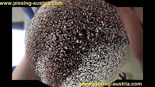 mouth peeing bdsm