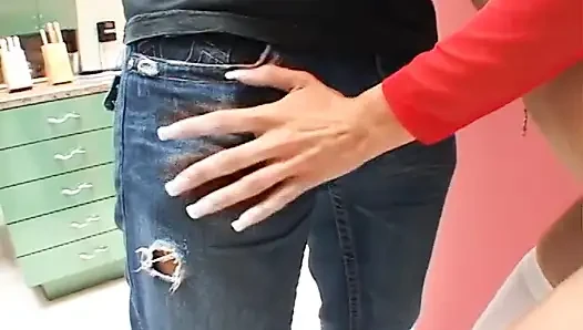 Skinny babe gets both holes drilled to a cumshot by a huge cock
