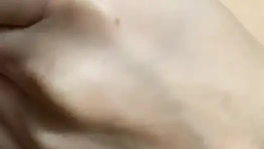 Perselingkuhan bos kantor sama bosnya: direksi ngentot sama sekretarisnya di atas meja