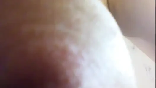 Dev doktor lateks elleri ve büyük çıplak vücuduyla meme vücudunu parçalayacak