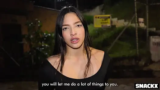 Cowok ini ketemu sama cewek ini di jalanan