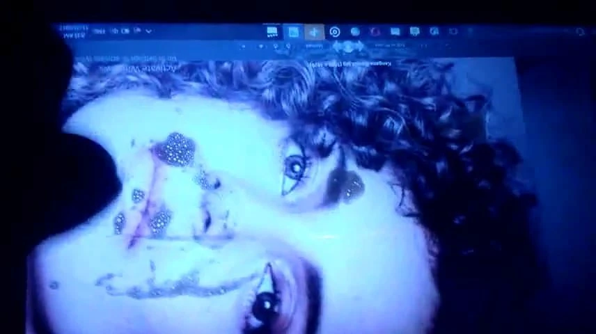 Kangana Ranaut hot spit cum tribute