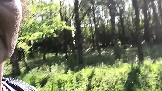 Блин! Мне Просто Необходимо Было Пописать На Улице!