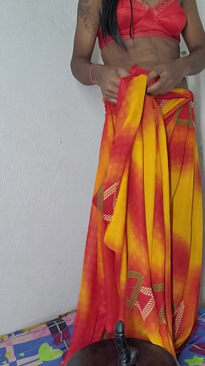 Stunning moment from "virgin girl wearing saree for the first time"