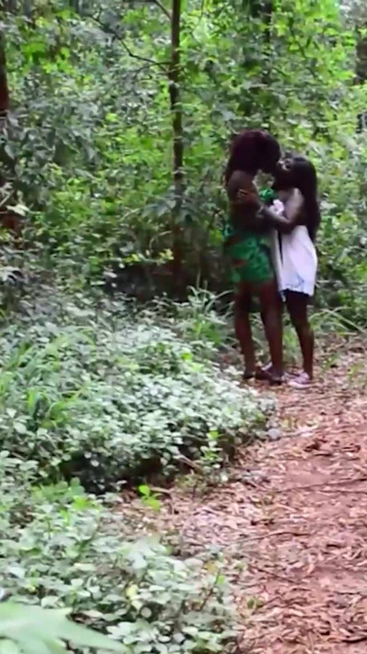 미국 BF에게 바람을 피우는 거유 흑누나 | 클립 1