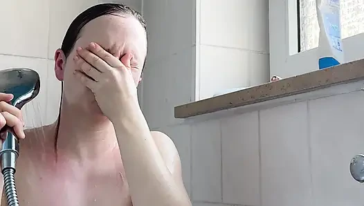 Bana küvette geliyorsun