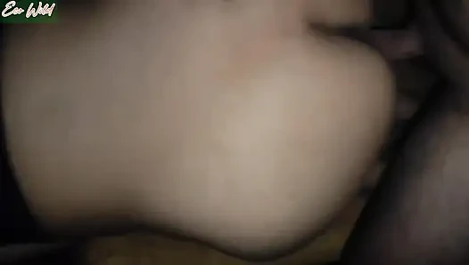Memek berbulu cewek asia dicrot sperma hangat