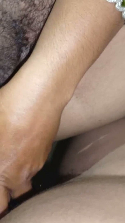 Dhire se daliye, virgin hu' - Desi high school girl 18+ talking dirty in hindi and losing her anal virginity | Clip 1