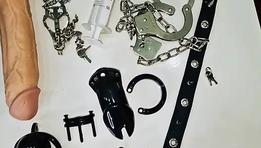 Dominatrix Nika ellerini bağlayacak ve zavallı apandisine bekaret kemeri takacak. Sonsuza kadar giyeceksin!