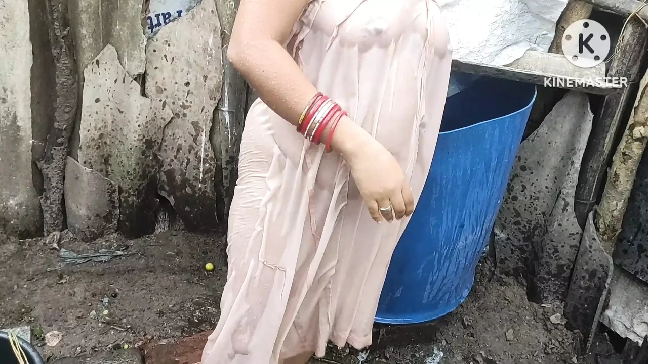 Anita yadav bathing outside with hot boobs