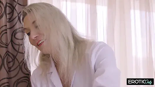 Stepmommy's Milk Tits Jiggle Horny While Fucking