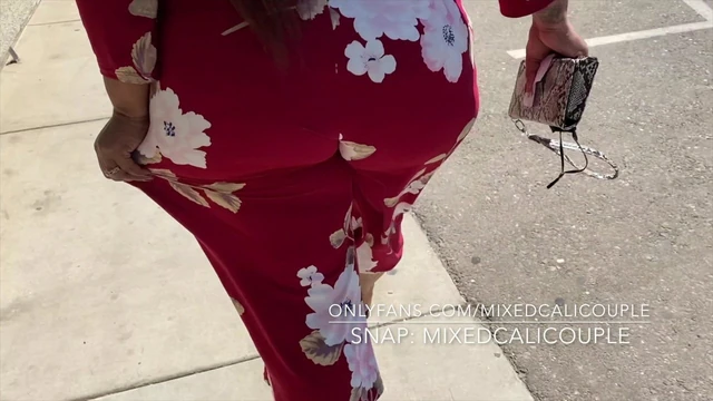 public fun with Latina hotwife