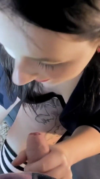 Pacarku membuangku. Ngentot aku dan aku akan membuat video dan mengirimkannya kepadanya | Klip 1