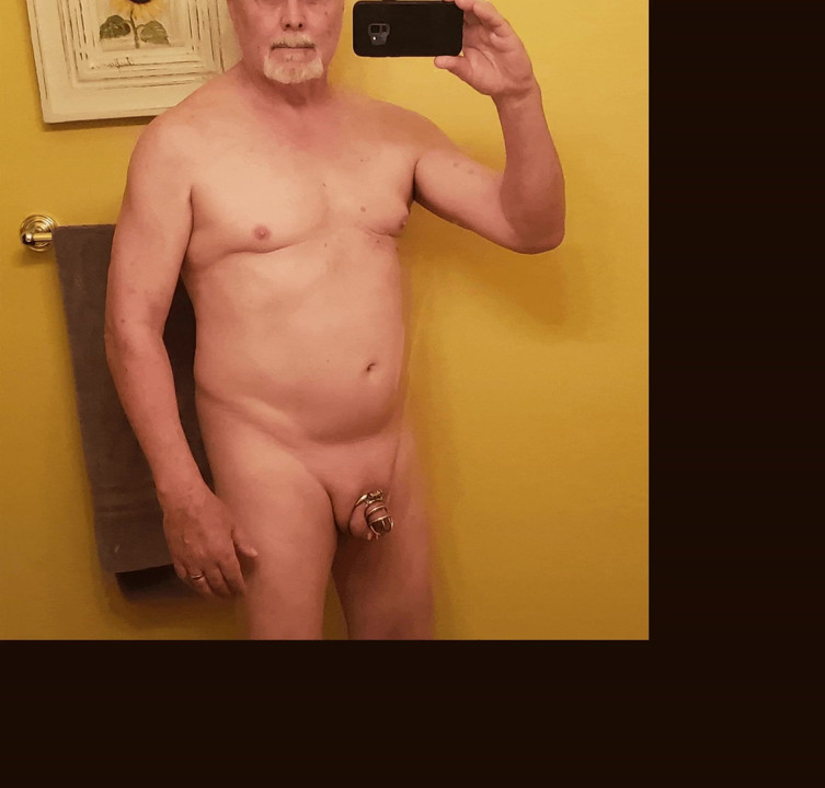 Phxbeta transbeta part male  part female with shrinking cock and balls