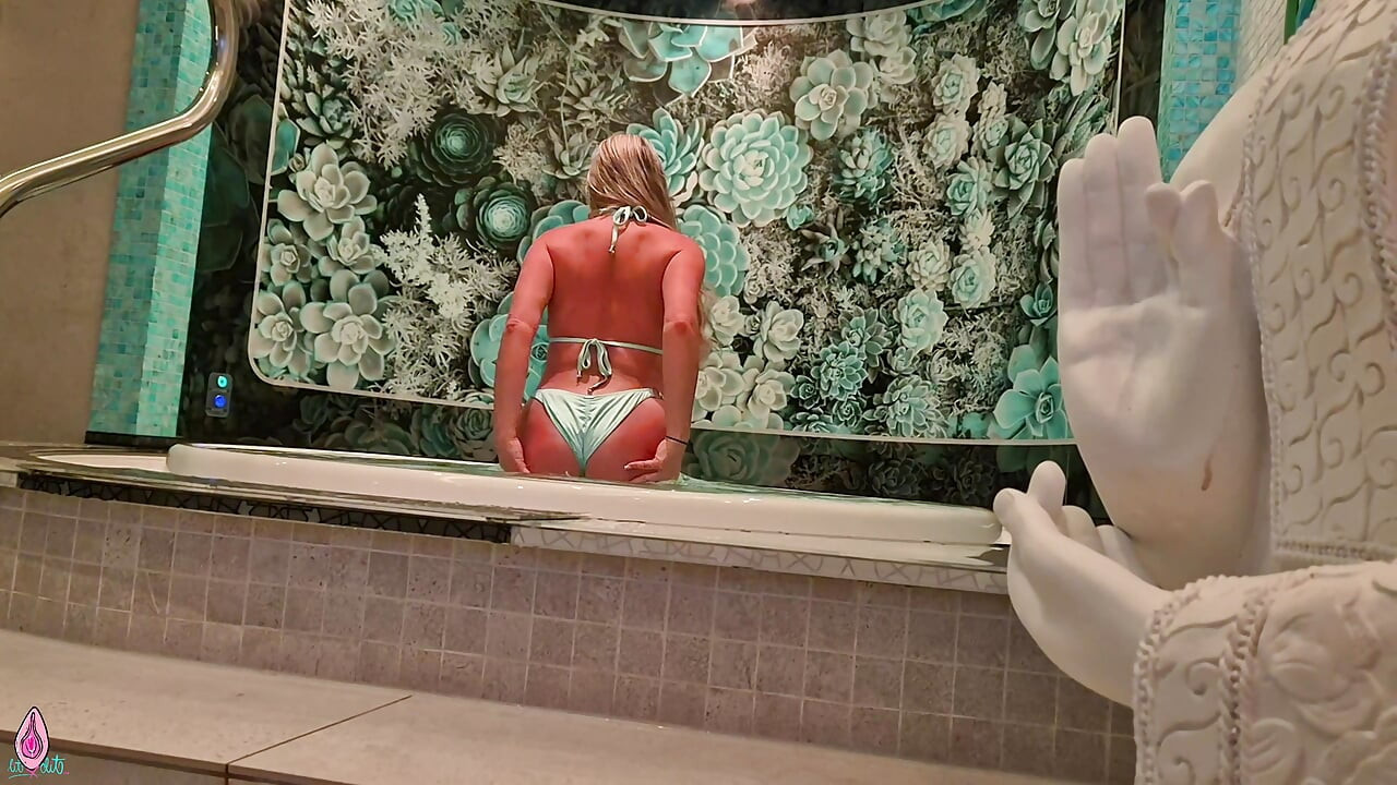 Sexiest hot tub fuck EVER with a stranger I met at the spa