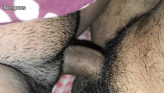 Hintli teyze yatağı paylaşıyor geceleri amını siktim softcore yakın çekim
