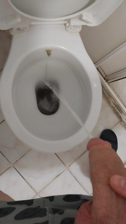 Turk Boy Pissing