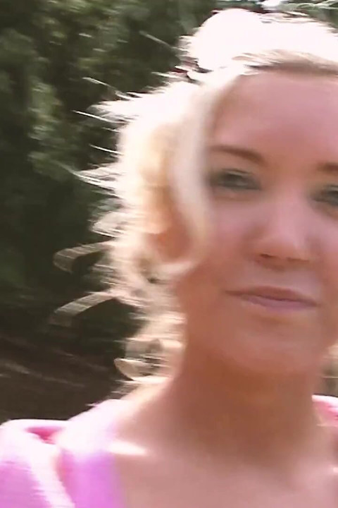 Amcıkları seviyor sahne 3_lesbian genç arkadaşlar oyuncaklarının tadını çıkarıyor