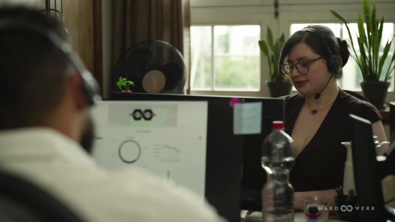 HARDWERK 2Bang Bunny BBW