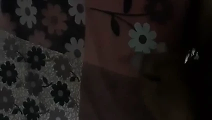 Soham gece geç saatlerde aletini sallıyor