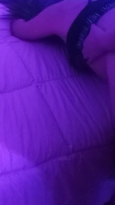 Must-see moment from "College classmate came to my room to do homework"
