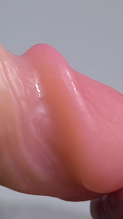 drooling and sucking lips (sounds very close) ASMR | Clip 1