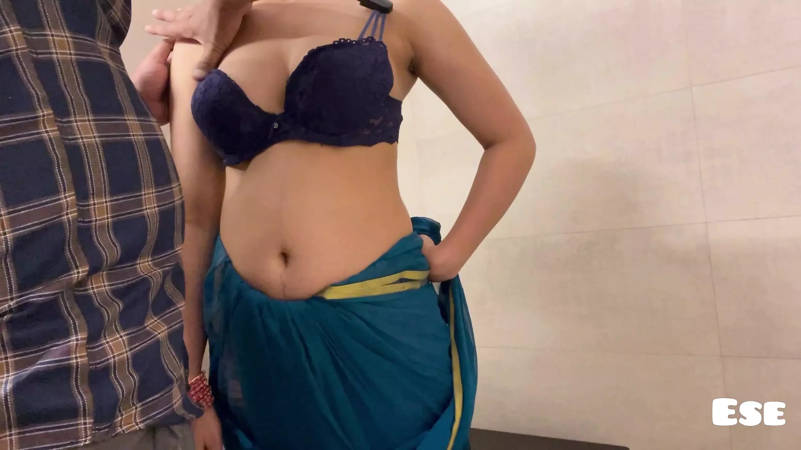 Penjahit menggoda bhabhi ft. sammy sins & alisha singh