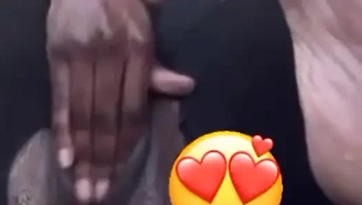 СКВИРТУЮ В МАШИНЕ БОССА