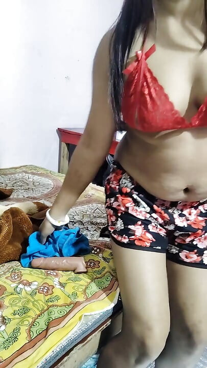 Indian Girl Romantic Video Hindi Audio