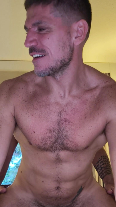 Hän oli todella tiukka, mutta hän nautti isosta kullistani.