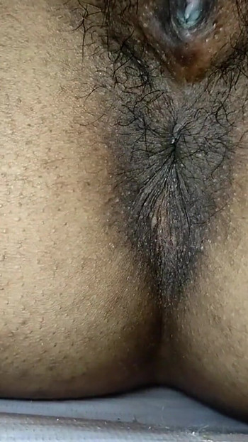 Detik kuat dari "Bhabhi Devar Baru – Video Seks India Panas Masti Chudai"