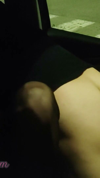 Dogging my wife in public car parking jerks off and fucks an voyeur - MissCreamy | Clip 1