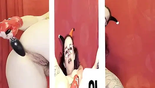 Harley Quinn spielt mit ihrem Hintern von Magda