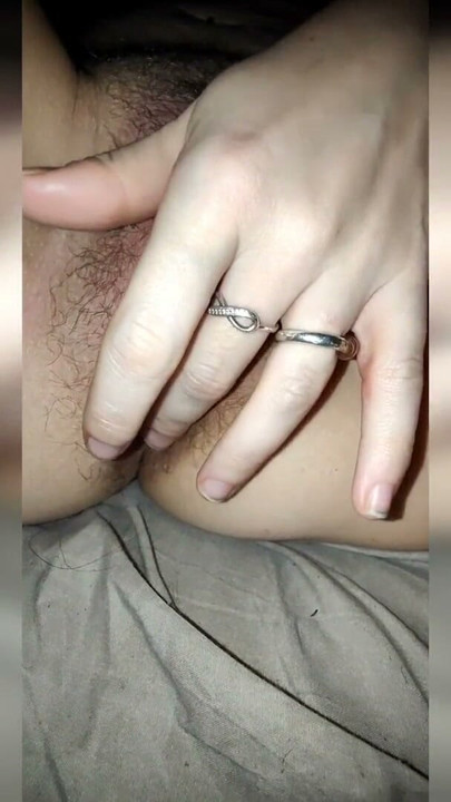 Kendimi parmaklamam ve dildo ile sikmem derlemesi bölüm 4 | Bölüm 1