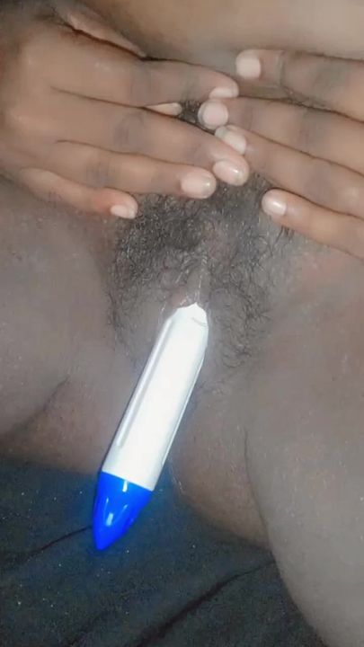 Sri lanka house wife shetyyy black chubby pussy new video on finger