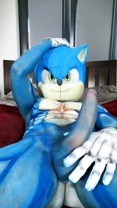 Sonic Fucks Himself with a Dildo