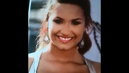 demi lovato fahişe haraç