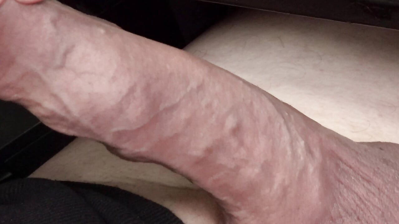 Još čudnijeg fetiš zvuka, savijanje i ispupčenje stražnjeg kurca velike gljive Zid