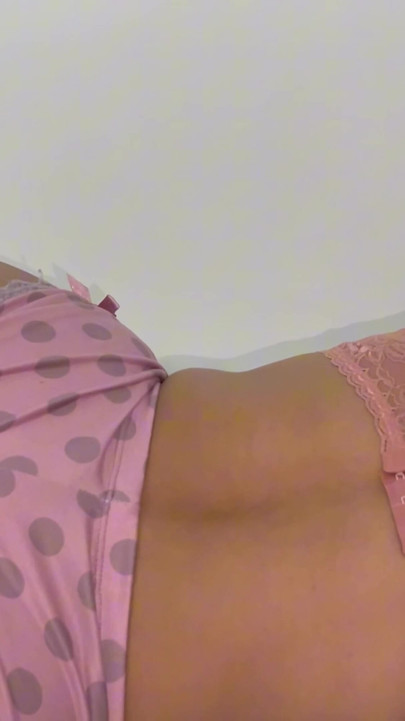 LEŽERNI SEKS SA DEVOJKOM MOG PRIJATELJA U NEOČEKIVANOJ VRUĆOJ POSETI | Klip 1