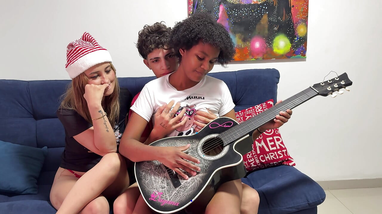 I fulfill my greatest fantasy, my sexy stepmom and ebony stepsister hard. INTERRACIAL SEX-.