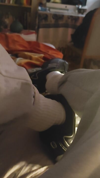 DirTy Junk Bro (DJ-Bro) keulen, wixen, sport Schuhe, anpissen