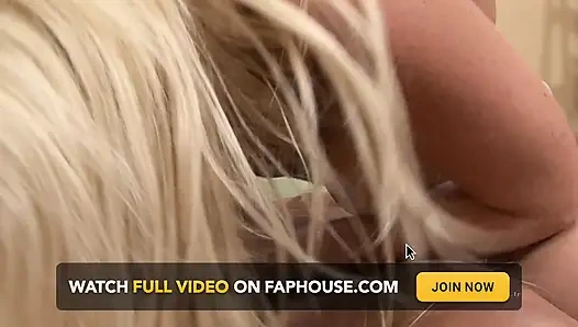 Reagan Anthony ist eine heiße milf (4k)