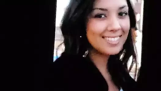 Emily boşalıyor 1