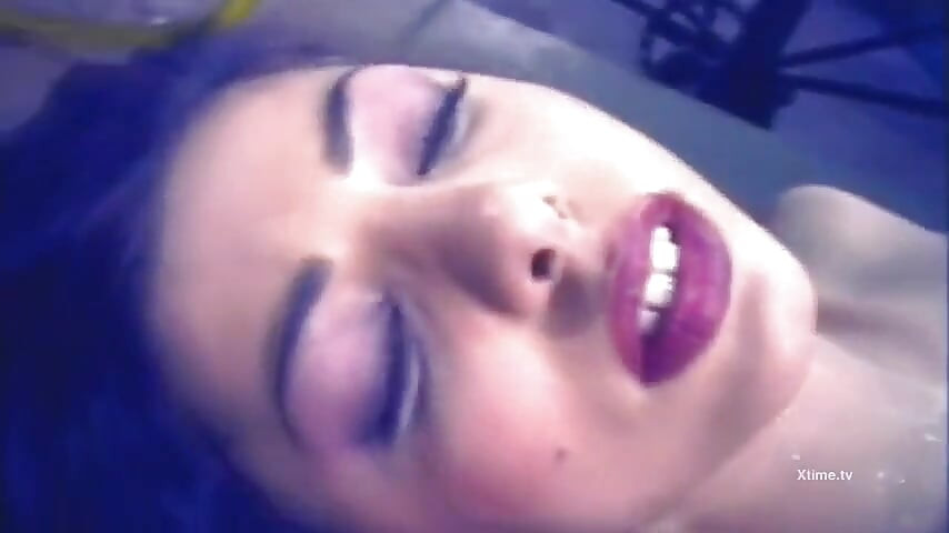 Brunette hottie unbound and fucked