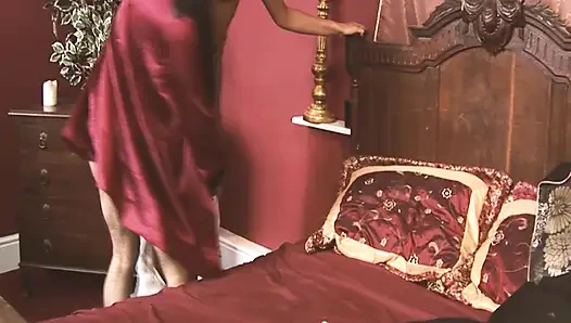 Tante seksi ini dientot habis-habisan sama pasiennya sampai mengerang keenakan