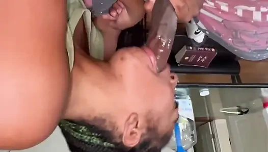 Mädchen kommen für studium geschichte unterricht, hintern hat stattdessen einen bbc in ihren arsch