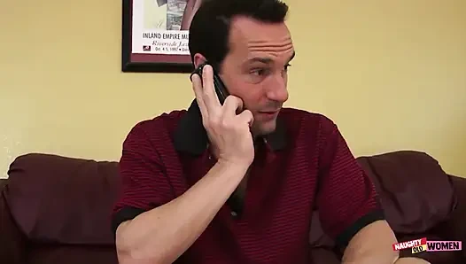 Evine vardıktan sonra kızıl saçlı nine büyük sert yarağının üstüne indi