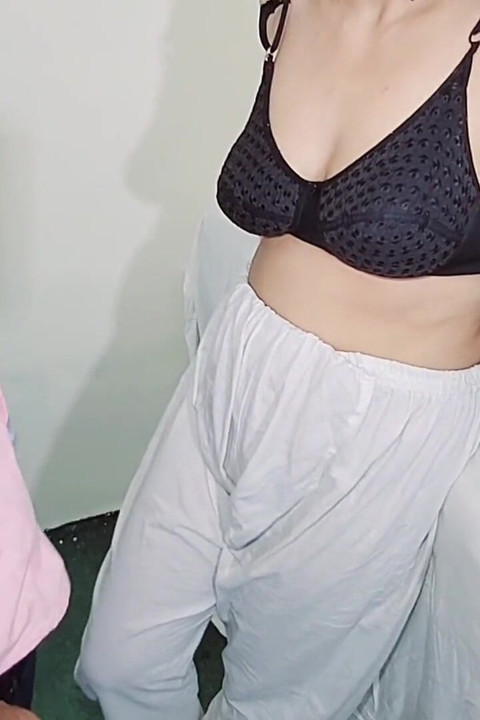 Standing Anal Fucking with Muslim Bhabhi