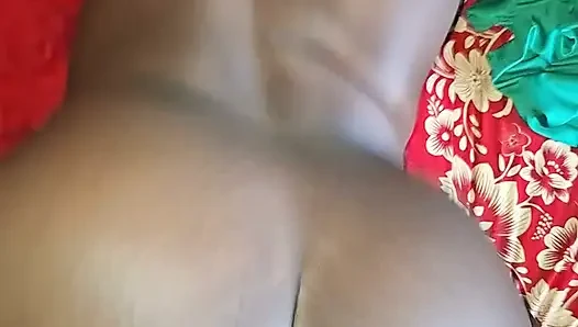В моих больших ягодицАх Джосс я хлюпал на это.