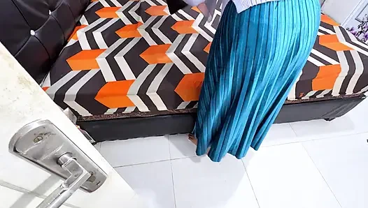 Teil 1 fickendes hijab-zimmermädchen beim putzen meines schlafzimmers